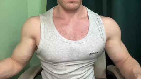 Mrbiceps23 online show from December 24, 2024, 8:27 pm