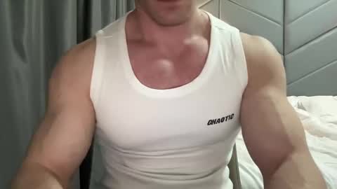 Mrbiceps23 online show from January 8, 2025, 4:11 pm