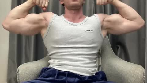 Mrbiceps23 online show from January 14, 2025, 8:48 pm