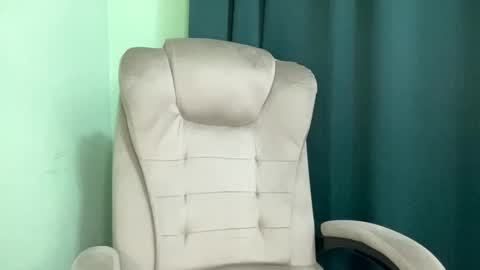 Mrbiceps23 online show from February 3, 2025, 2:55 pm