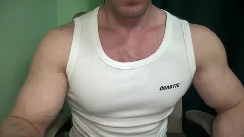 Mrbiceps23 online show from February 6, 2025, 7:51 pm