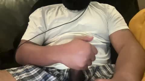 mrbigblk1990 online show from February 10, 2025, 6:42 am