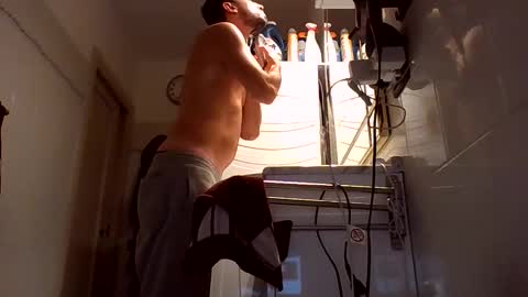 Snapshot of mrbobbylife chatting on November 9, 2025, 4:27 pm bobby online show from November 9, 2025, 4:27 pm