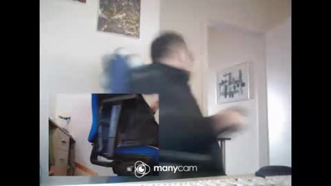 Snapshot of mrduplo1975 chatting on February 18, 2026, 11:50 am MrJohnsen1975 online show from February 18, 2026, 11:50 am