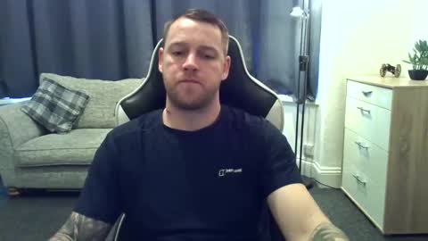 mrengland86566 online show from February 24, 2026, 9:18 am