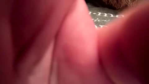 mreric_210 online show from September 13, 2025, 7:08 am