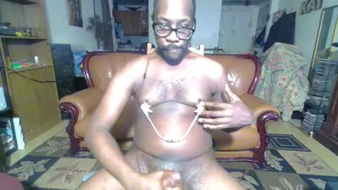 GSpotMassager online show from December 3, 2025, 4:31 am