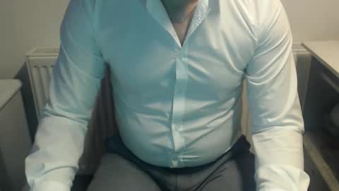 Snapshot of mrhorny_2023 chatting on April 10, 2026, 10:09 am Your Mister online show from April 10, 2026, 10:09 am