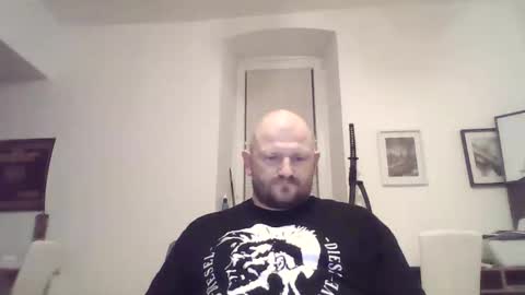 Snapshot of mrhotsex69 chatting on February 10, 2026, 12:04 am mrhotsex69 online show from February 10, 2026, 12:04 am