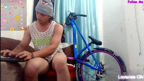 Snapshot of mrkingsaintx chatting on June 4, 2026, 12:49 am DEIVI online show from June 4, 2026, 12:49 am