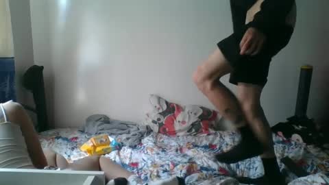 mrkollyng online show from September 23, 2025, 3:04 pm