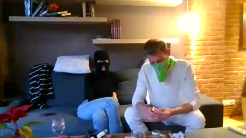 Snapshot of mrlong23cm chatting on December 24, 2024, 4:51 pm Mr Long online show from December 24, 2024, 4:51 pm