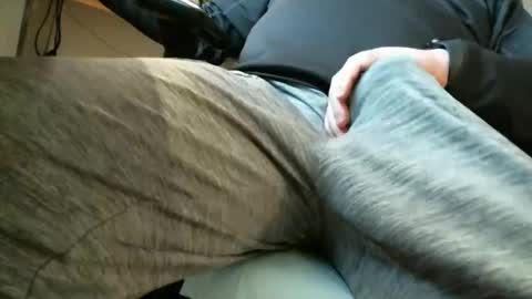 mr lovexxxxxxx online show from February 3, 2025, 8:57 pm