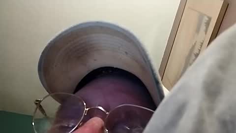 Mrnmrsfucks4u2 online show from February 20, 2025, 12:52 am
