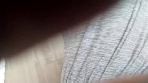Mrnmrsfucks4u2 online show from February 22, 2025, 4:07 am