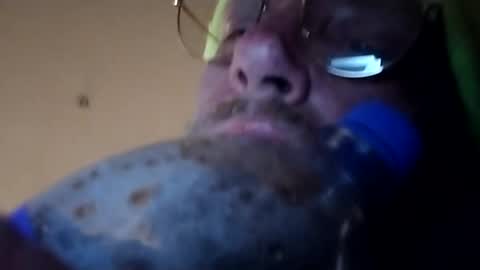 Mrnmrsfucks4u2 online show from February 22, 2025, 7:34 am