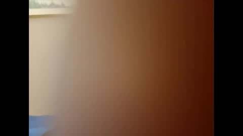 Mrnmrsfucks4u2 online show from March 6, 2025, 6:08 am