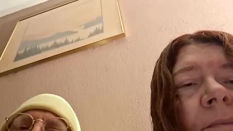 Mrnmrsfucks4u2 online show from March 10, 2025, 7:21 am