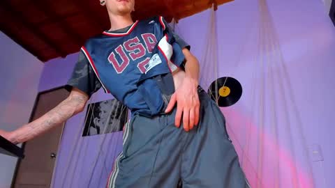 Snapshot of mrshaggy_ chatting on January 21, 2025, 4:27 pm Mr Shaggy online show from January 21, 2025, 4:27 pm