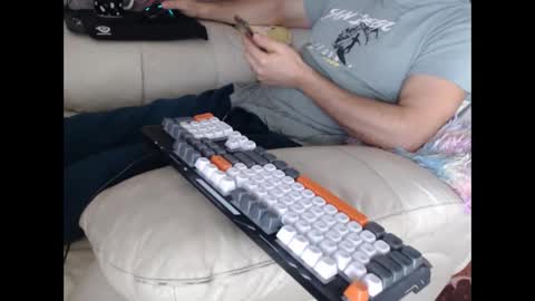 Snapshot of mrstraightdic chatting on November 5, 2025, 11:10 am mrstraightdic online show from November 5, 2025, 11:10 am