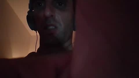 Snapshot of mrwhite017 chatting on January 27, 2025, 6:09 pm Mrwhite017 online show from January 27, 2025, 6:09 pm