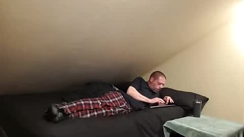 mrxhere online show from April 6, 2026, 10:00 pm