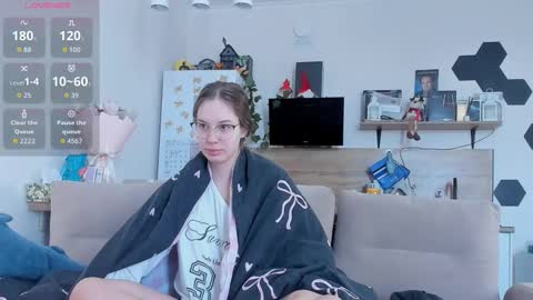 Ms ForYOU online show from March 19, 2026, 4:05 am