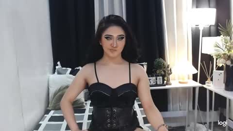 Snapshot of ms_grey4u chatting on February 7, 2025, 4:24 pm Ash online show from February 7, 2025, 4:24 pm