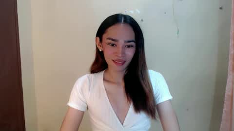 Snapshot of ms_randomxoxo chatting on February 6, 2026, 12:19 pm Ashley online show from February 6, 2026, 12:19 pm