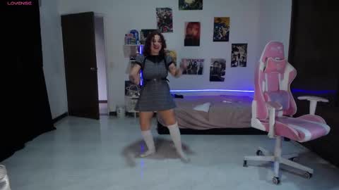 Snapshot of ms_ratuelita chatting on February 19, 2025, 9:47 pm Manuela3 online show from February 19, 2025, 9:47 pm