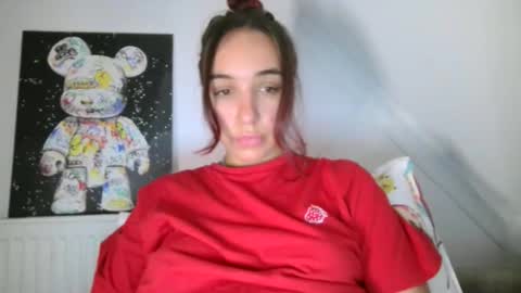 ms_sophiee online show from October 5, 2025, 6:39 pm