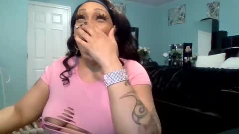 Queen Baddie online show from February 13, 2025, 5:58 am