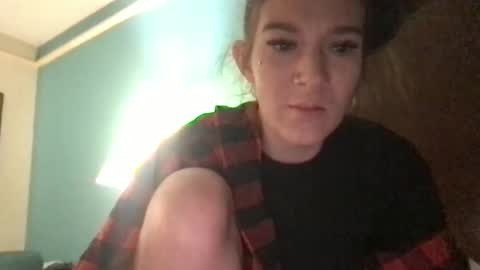 Snapshot of mswhoknows chatting on January 6, 2026, 5:27 pm Tara Jane online show from January 6, 2026, 5:27 pm