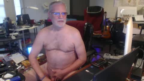 Snapshot of mt2much chatting on September 19, 2025, 10:43 pm mt2much online show from September 19, 2025, 10:43 pm