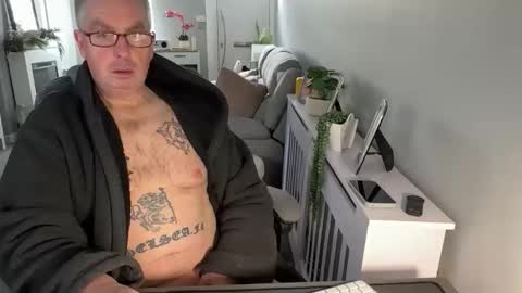 mtb1697 online show from December 5, 2025, 12:25 pm