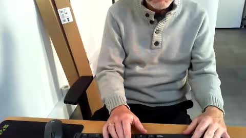 mucfag online show from October 24, 2025, 9:28 am