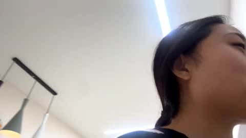 Mia online show from February 19, 2026, 10:00 am