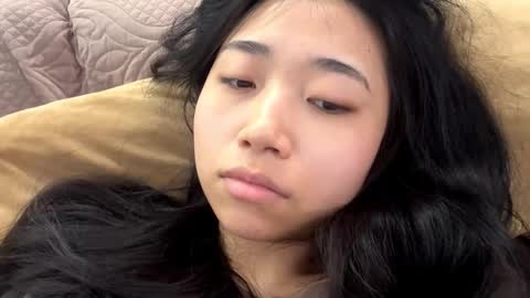 Mia online show from March 5, 2026, 3:46 am