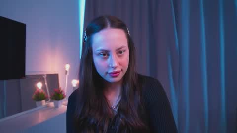 Kira online show from September 12, 2025, 3:50 am