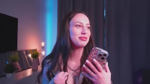 Kira online show from September 22, 2025, 4:58 am