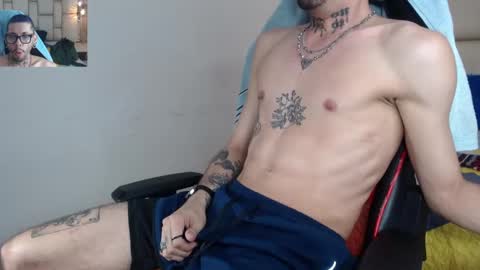 Snapshot of murdockh chatting on December 22, 2024, 12:27 pm murdok  online show from December 22, 2024, 12:27 pm