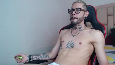 Snapshot of murdockh chatting on January 27, 2025, 8:18 am murdok  online show from January 27, 2025, 8:18 am