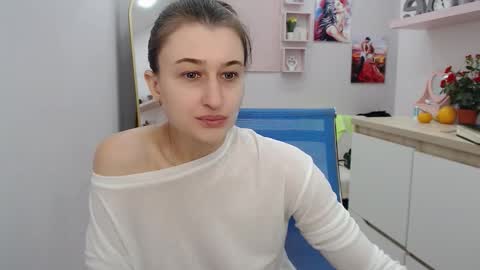 muriel_elvin online show from December 5, 2025, 8:23 am