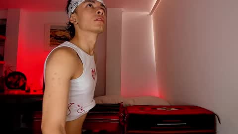 Snapshot of murielkarmesi chatting on December 21, 2024, 5:29 pm murielkarmesi online show from December 21, 2024, 5:29 pm