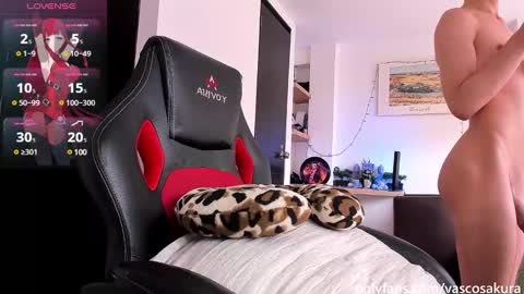 Snapshot of murielkarmesi chatting on February 23, 2025, 6:56 pm murielkarmesi online show from February 23, 2025, 6:56 pm