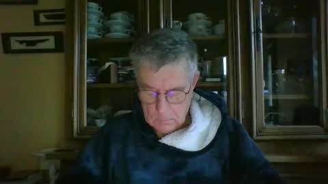 mururoa35 online show from December 8, 2024, 4:18 pm