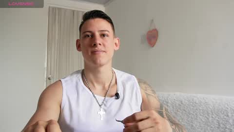 Snapshot of muscle_king_cum chatting on April 20, 2026, 3:15 pm muscle_king_cum online show from April 20, 2026, 3:15 pm