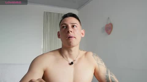 Snapshot of muscle_king_cum chatting on April 22, 2026, 1:56 pm muscle_king_cum online show from April 22, 2026, 1:56 pm