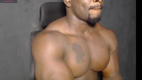 Snapshot of musclegodsammy23 chatting on December 4, 2024, 8:12 am musclegod23 online show from December 4, 2024, 8:12 am