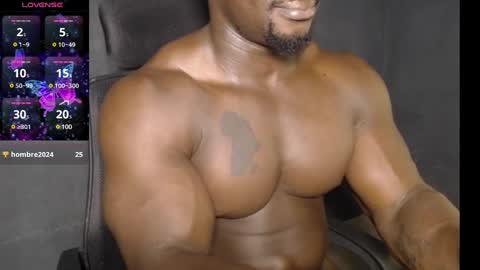 Snapshot of musclegodsammy23 chatting on December 5, 2024, 2:09 am musclegod23 online show from December 5, 2024, 2:09 am